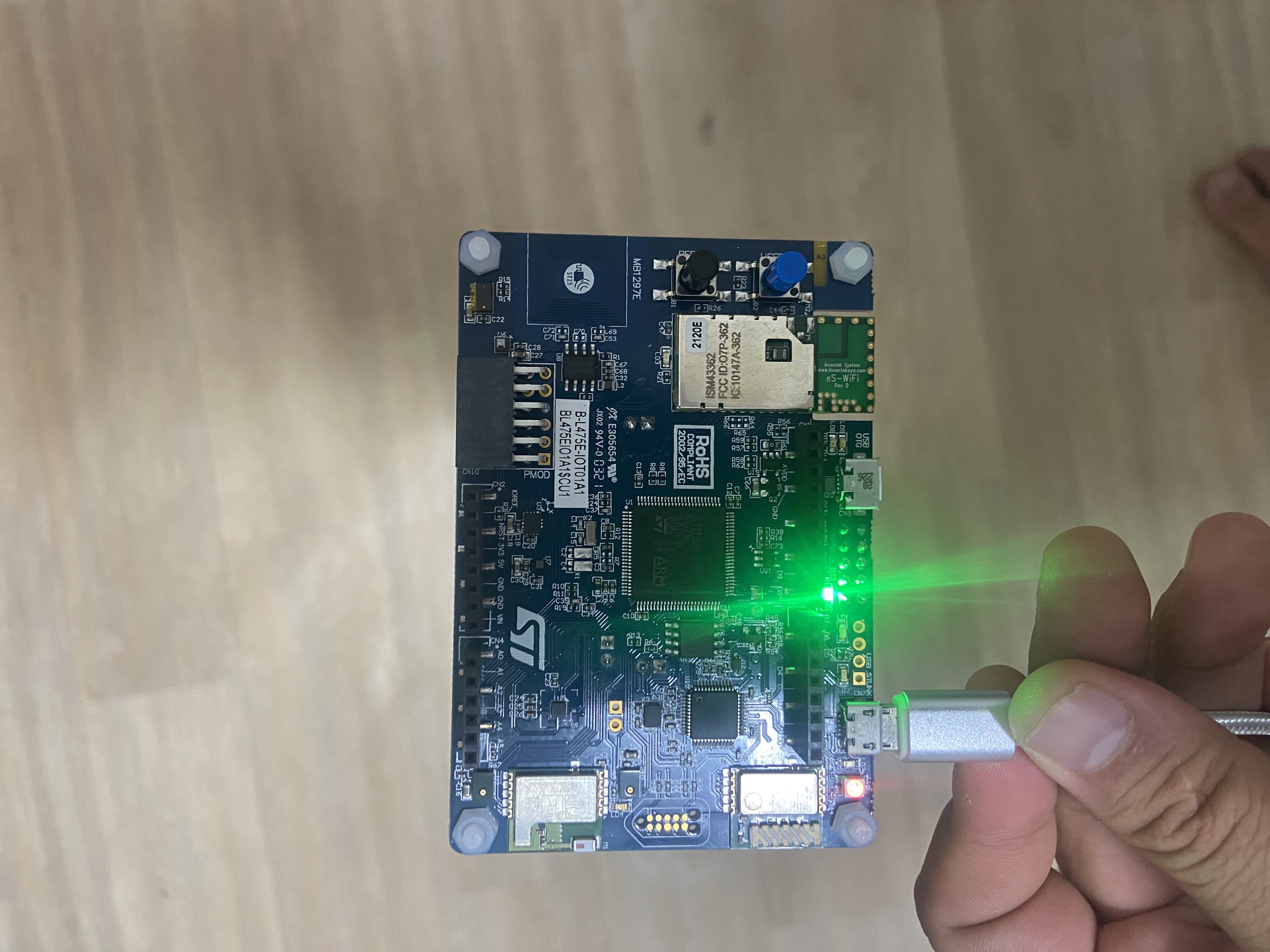 Quest4 B-L475E-IOT01A 보드 가속도 센서 활용하여 AI 모델을 위한 Dataset 구성하기